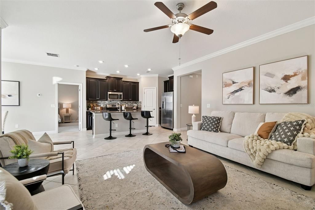 Под контрактом: $370,000 (3 спален, 2 ванн, 1754 Квадратных фут)