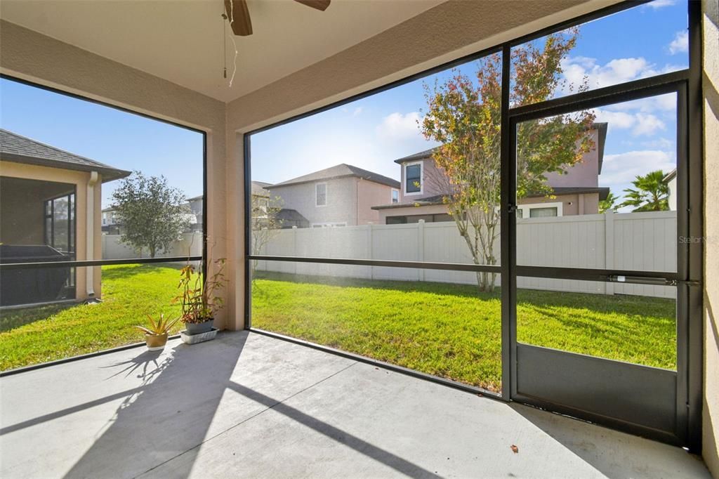 Под контрактом: $370,000 (3 спален, 2 ванн, 1754 Квадратных фут)