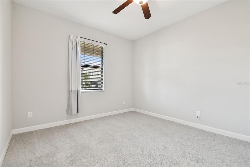 Под контрактом: $370,000 (3 спален, 2 ванн, 1754 Квадратных фут)