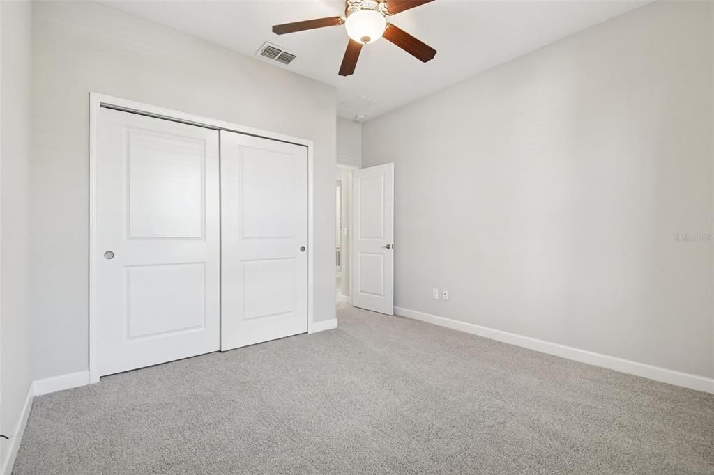 Под контрактом: $370,000 (3 спален, 2 ванн, 1754 Квадратных фут)