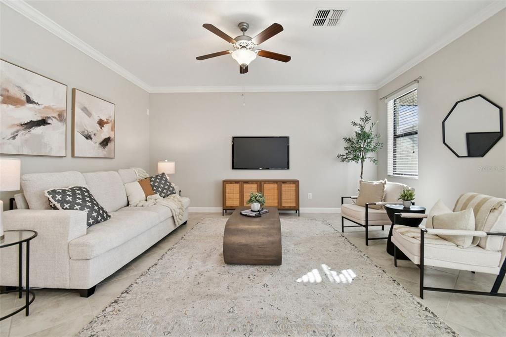 Под контрактом: $370,000 (3 спален, 2 ванн, 1754 Квадратных фут)