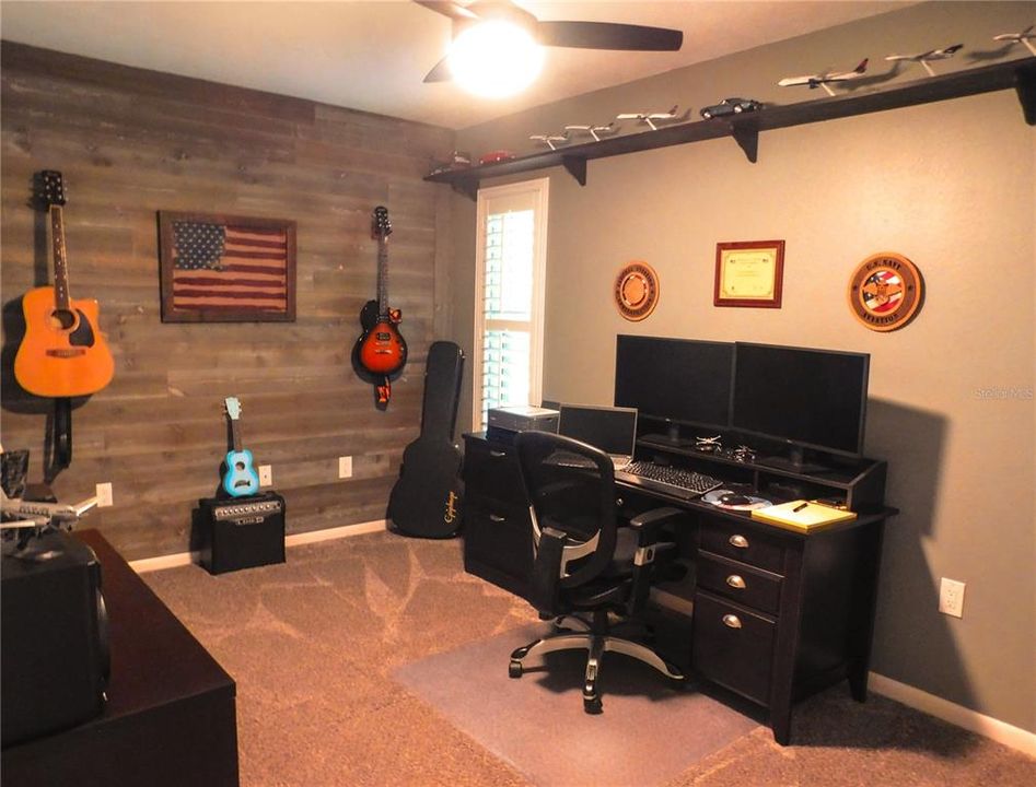 待售: $319,000 (3 贝兹, 2 浴室, 1932 平方英尺)