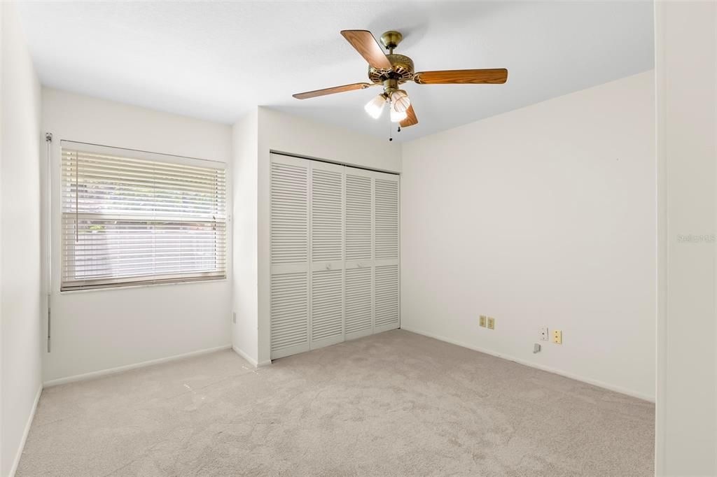 Active With Contract: $600,000 (3 beds, 2 baths, 1438 Square Feet)