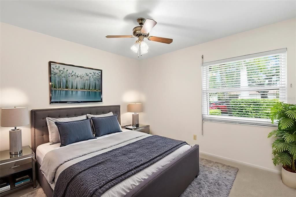 Active With Contract: $600,000 (3 beds, 2 baths, 1438 Square Feet)