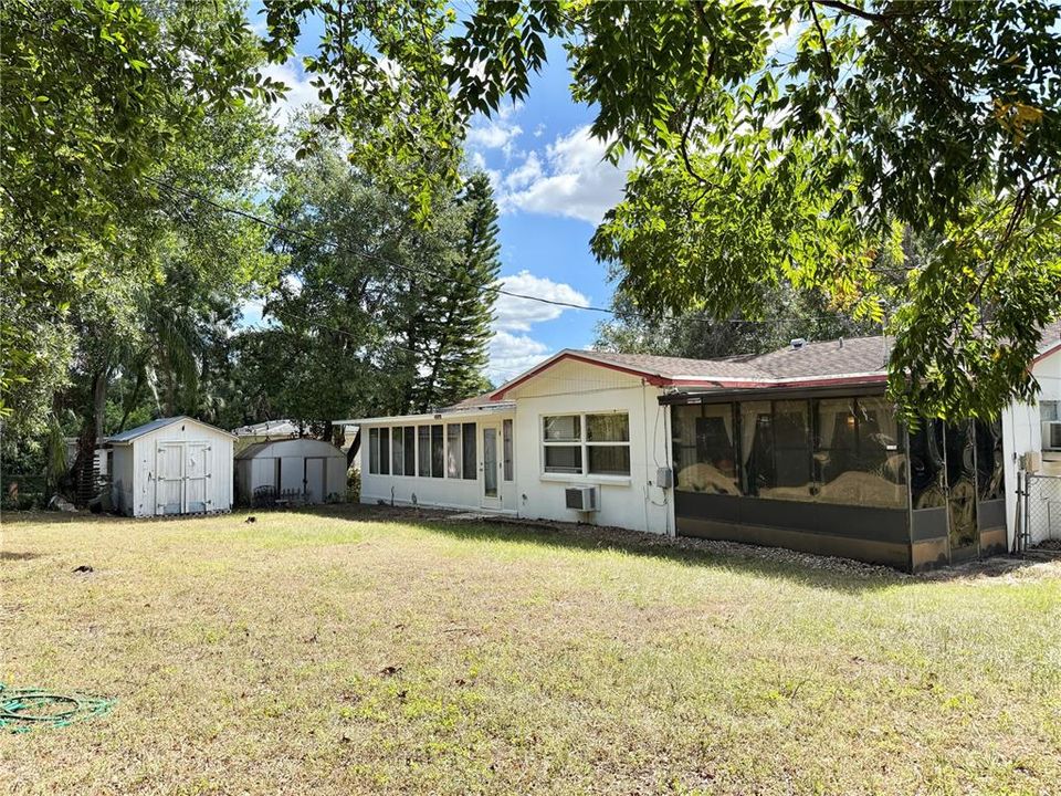 Под контрактом: $285,000 (3 спален, 1 ванн, 1391 Квадратных фут)