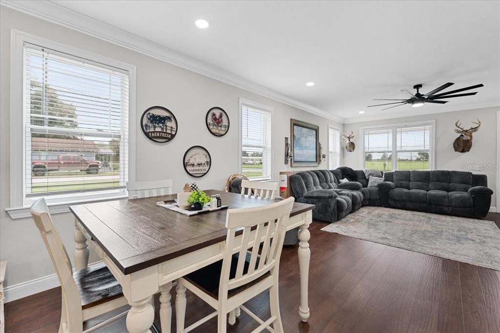 For Sale: $364,900 (4 beds, 2 baths, 1916 Square Feet)