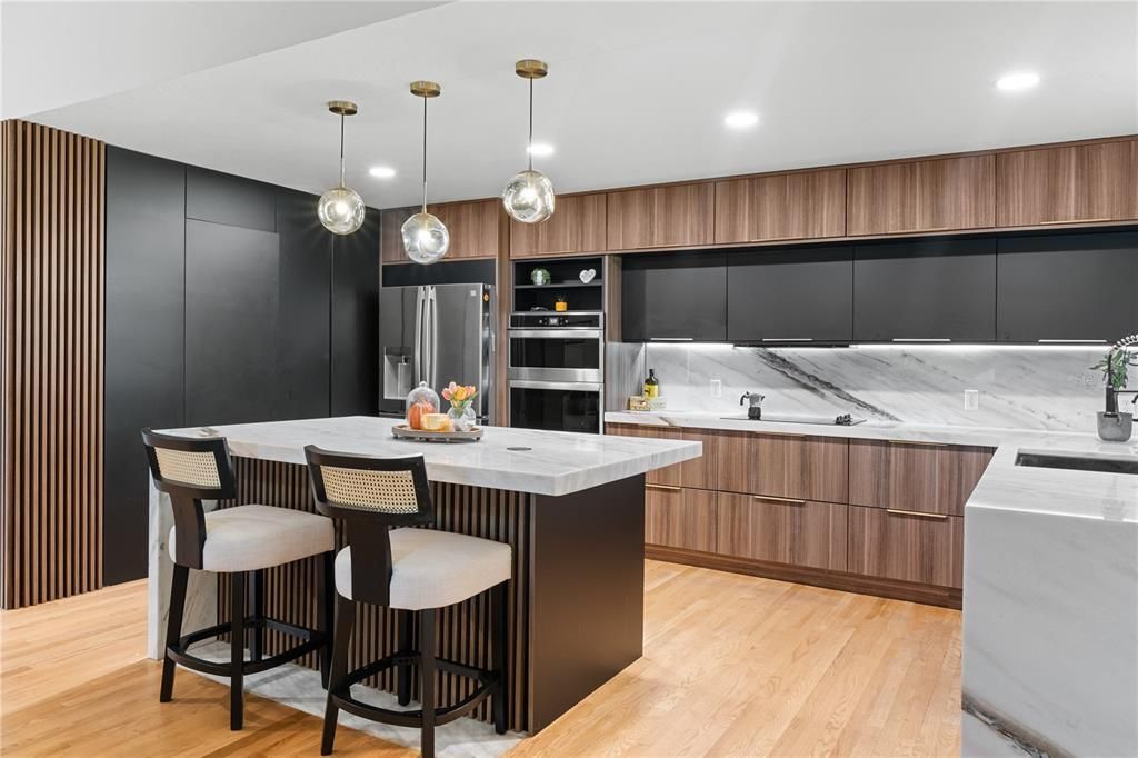 For Sale: $1,045,000 (4 beds, 2 baths, 2803 Square Feet)