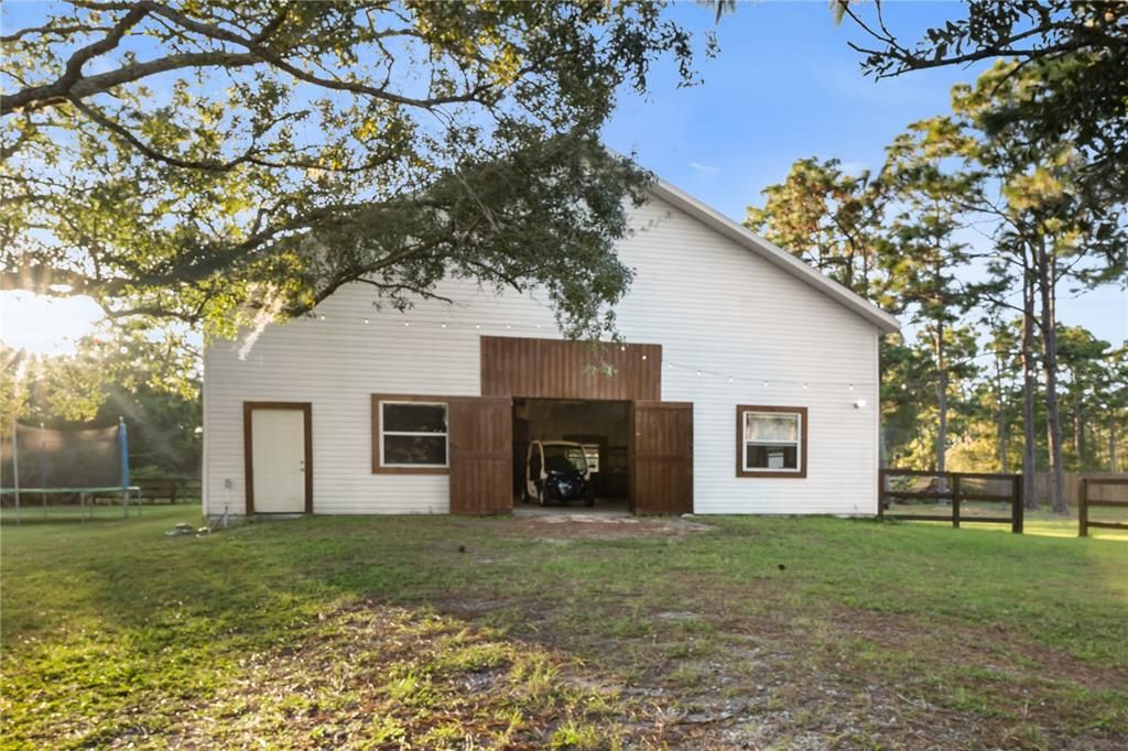 For Sale: $1,045,000 (4 beds, 2 baths, 2803 Square Feet)