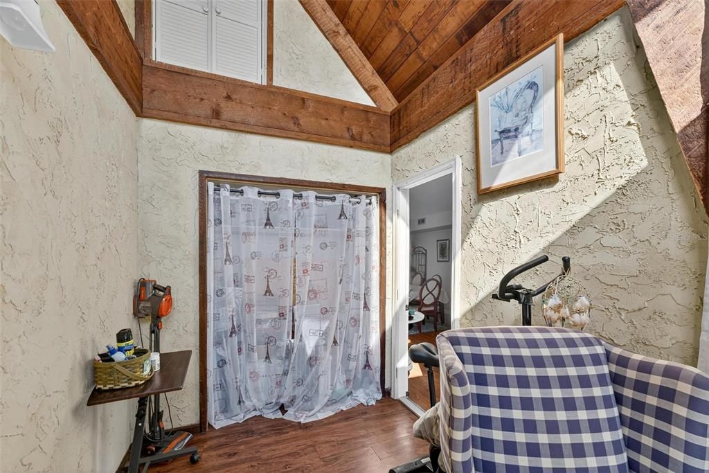 Active With Contract: $75,000 (2 beds, 2 baths, 1134 Square Feet)