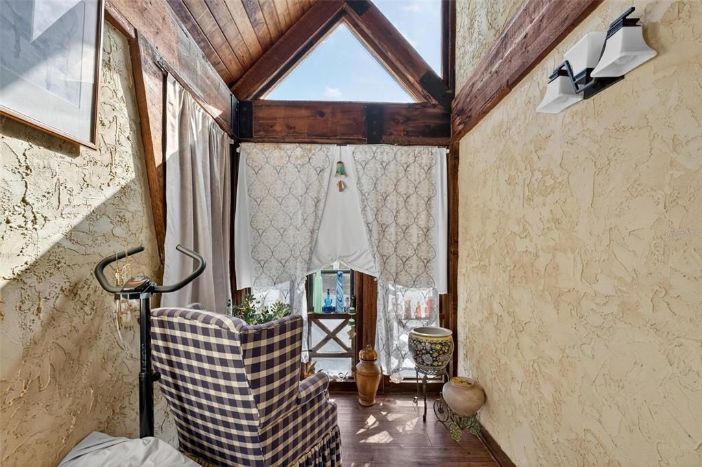 Active With Contract: $75,000 (2 beds, 2 baths, 1134 Square Feet)