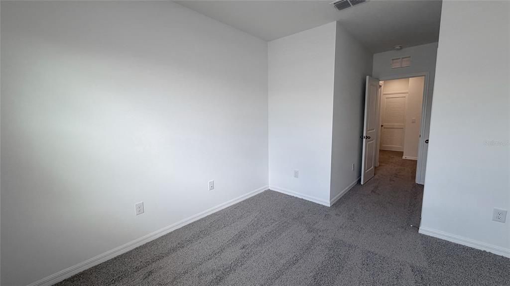 В аренду: $2,200 (3 спален, 2 ванн, 1665 Квадратных фут)