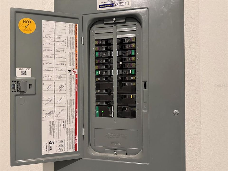 В аренду: $2,200 (3 спален, 2 ванн, 1665 Квадратных фут)