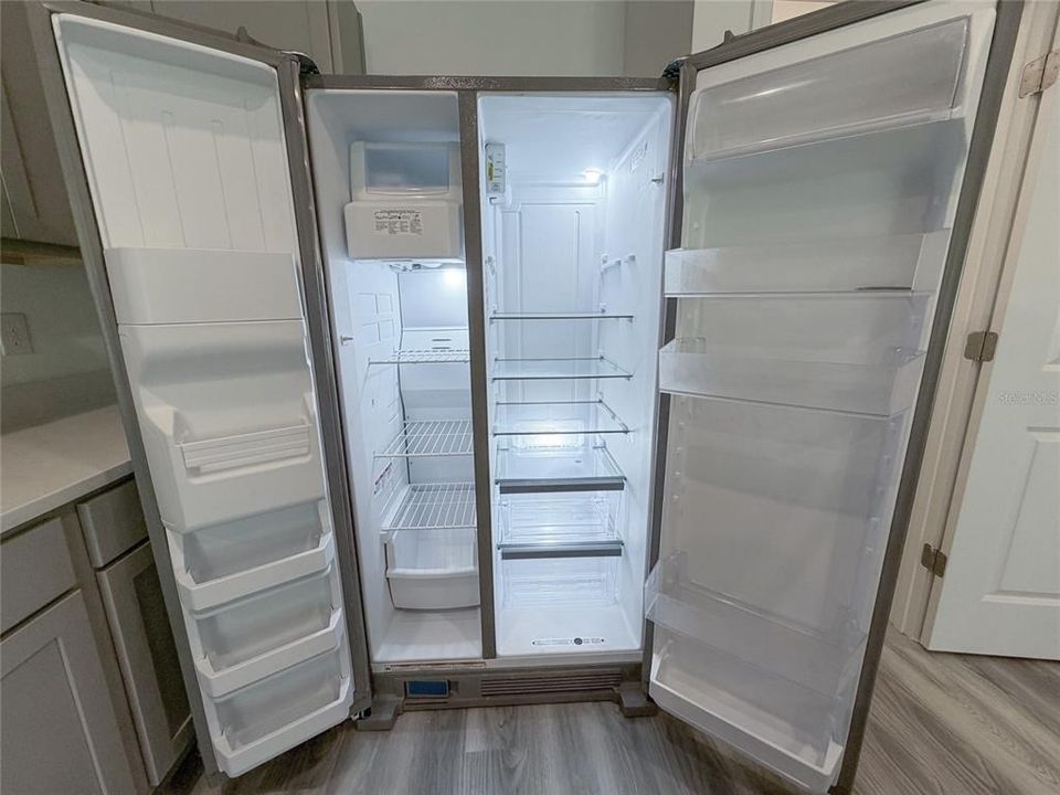 В аренду: $2,200 (3 спален, 2 ванн, 1665 Квадратных фут)