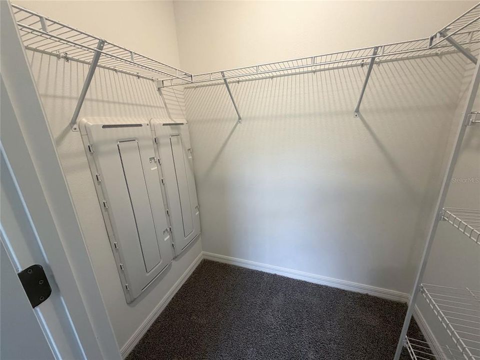 В аренду: $2,200 (3 спален, 2 ванн, 1665 Квадратных фут)