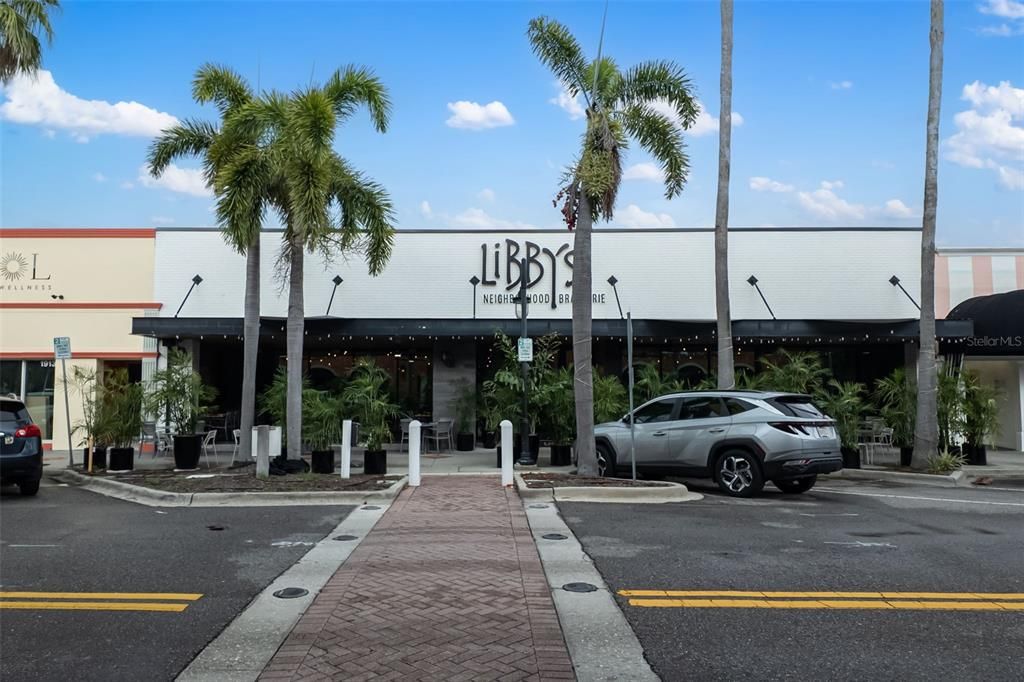 For Sale: $200,000 (2 beds, 2 baths, 982 Square Feet)