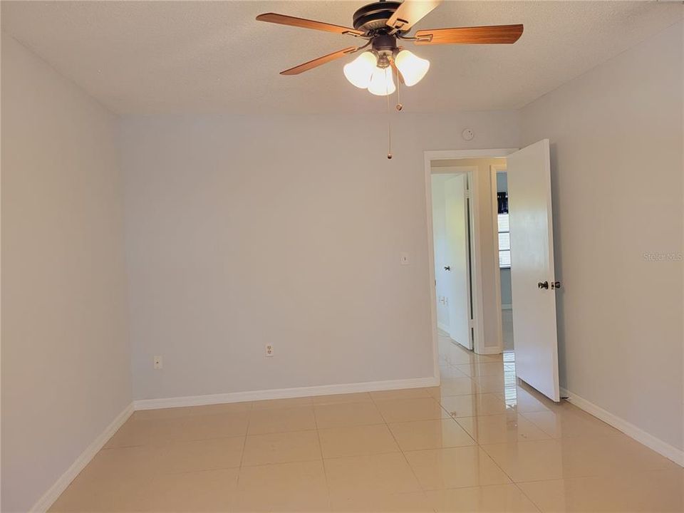 En Renta: $2,250 (3 camas, 2 baños, 1335 Pies cuadrados)