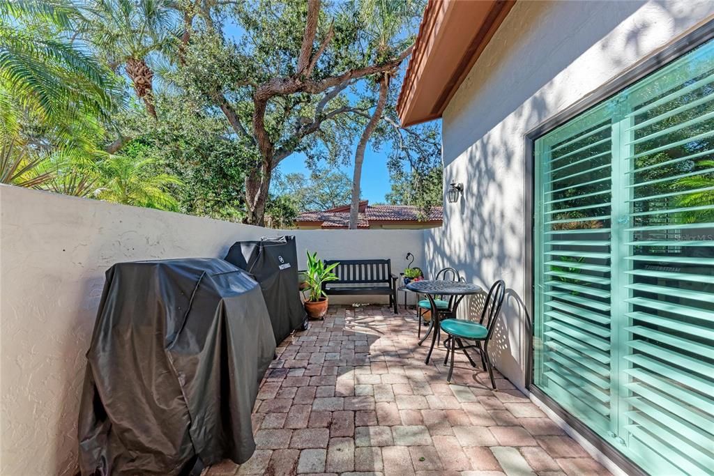 For Sale: $524,000 (3 beds, 2 baths, 1847 Square Feet)