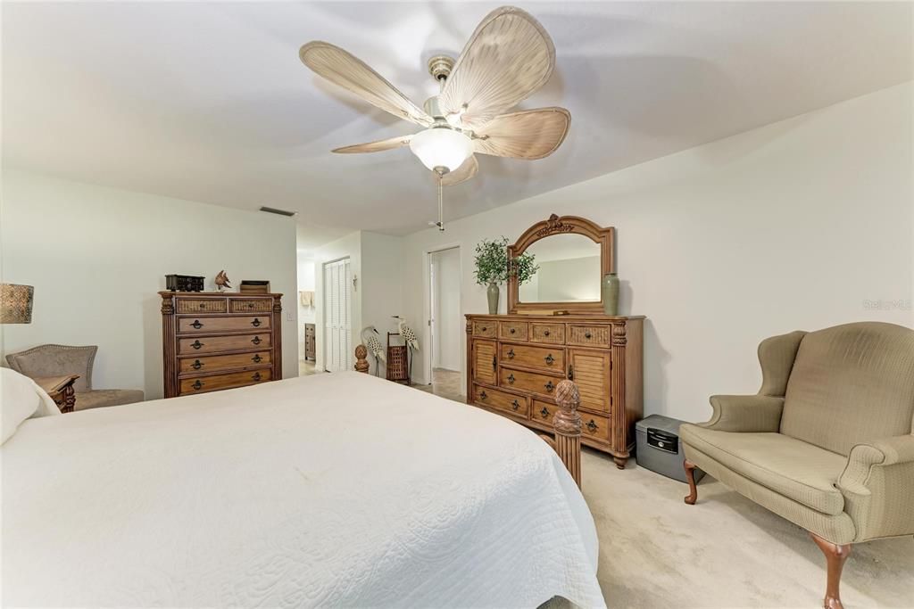 For Sale: $524,000 (3 beds, 2 baths, 1847 Square Feet)