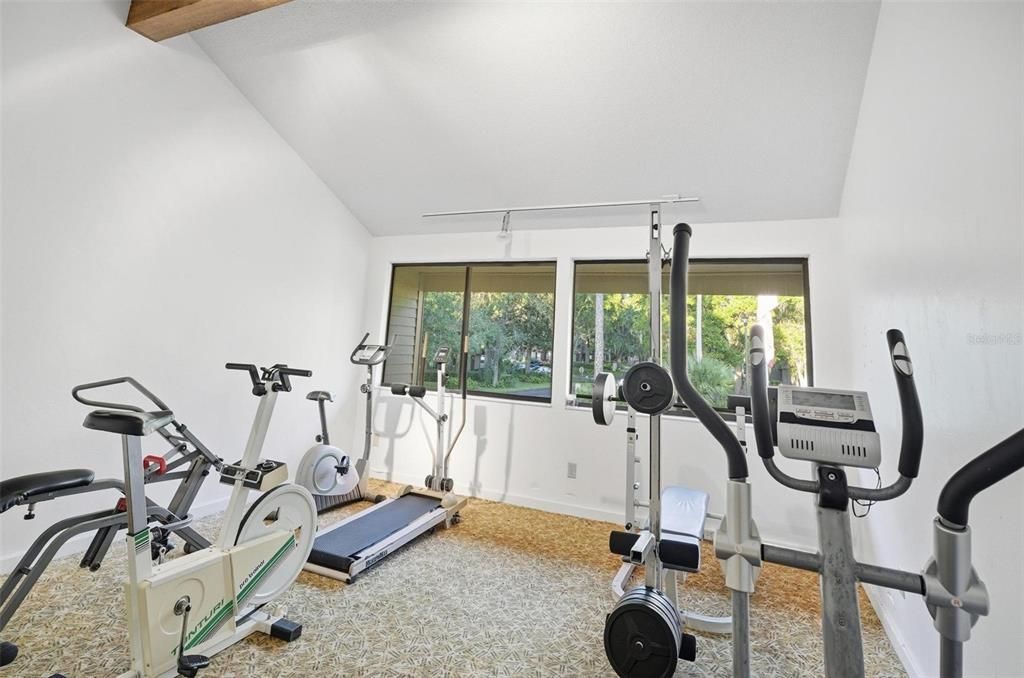 На продажу: $234,000 (2 спален, 2 ванн, 1098 Квадратных фут)