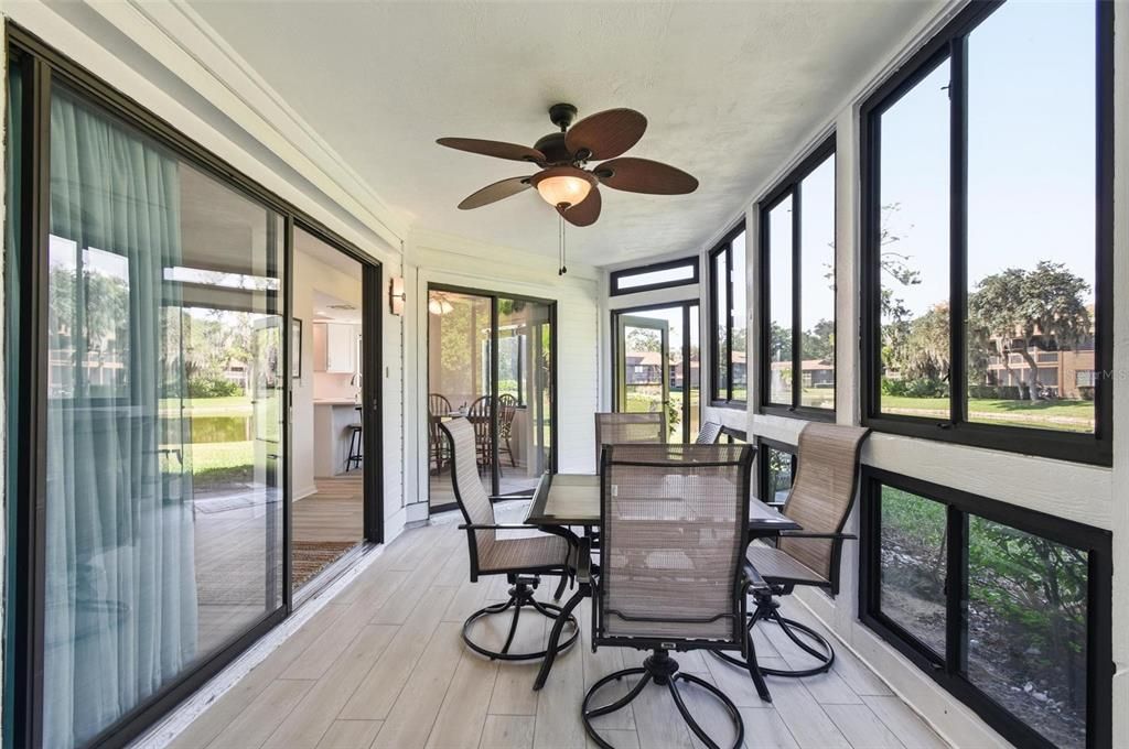 На продажу: $234,000 (2 спален, 2 ванн, 1098 Квадратных фут)