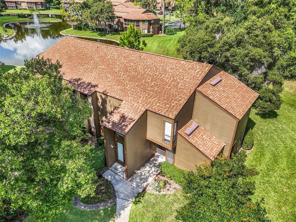 На продажу: $234,000 (2 спален, 2 ванн, 1098 Квадратных фут)