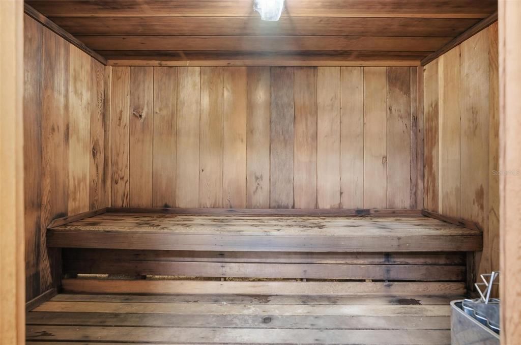 На продажу: $234,000 (2 спален, 2 ванн, 1098 Квадратных фут)