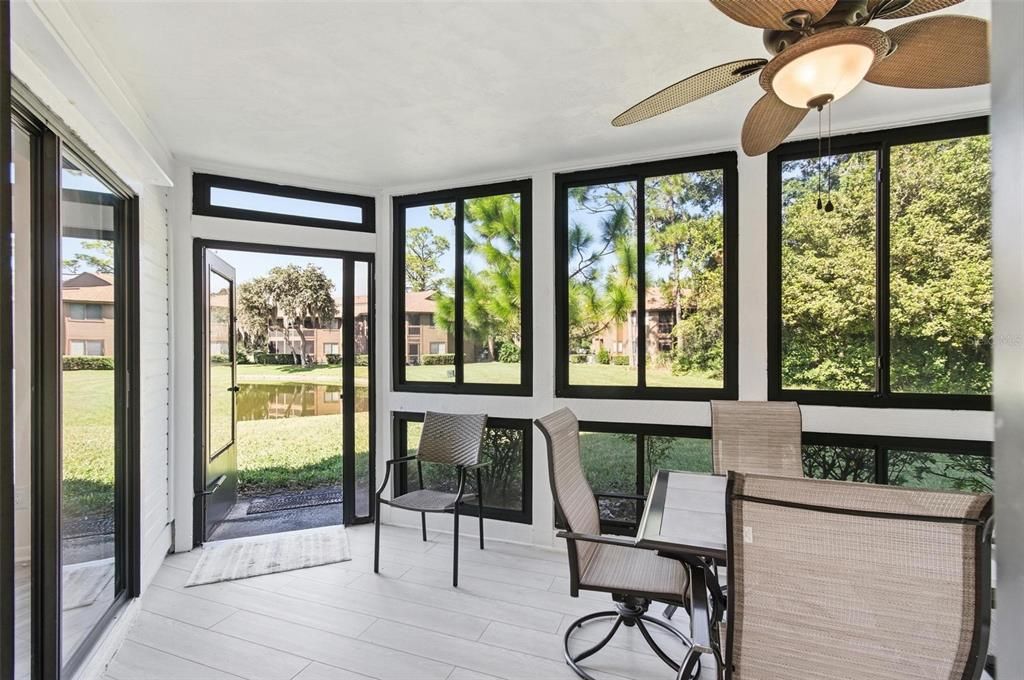 На продажу: $234,000 (2 спален, 2 ванн, 1098 Квадратных фут)