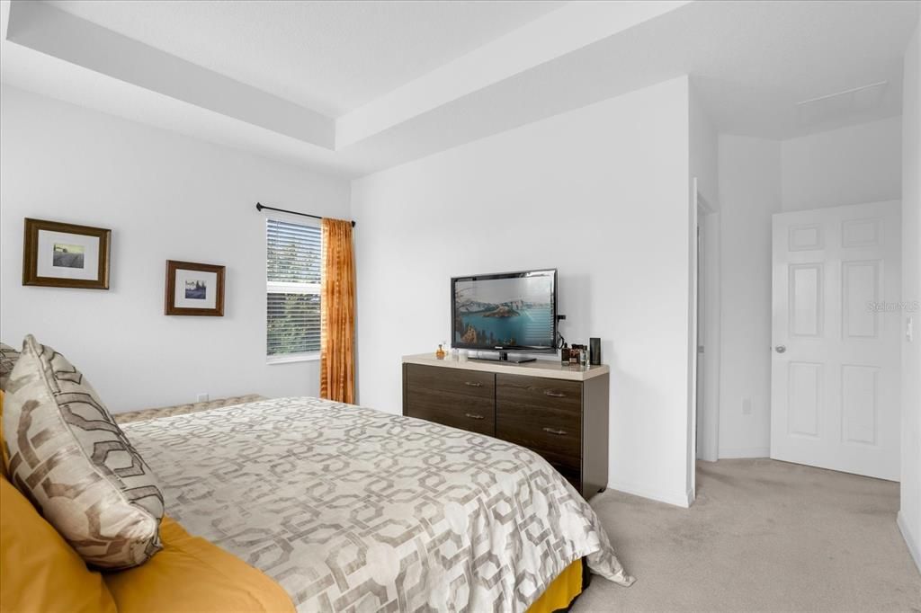 Active With Contract: $2,350 (3 beds, 2 baths, 1703 Square Feet)