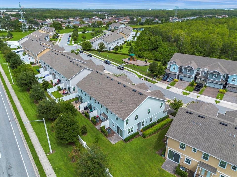 Active With Contract: $2,350 (3 beds, 2 baths, 1703 Square Feet)