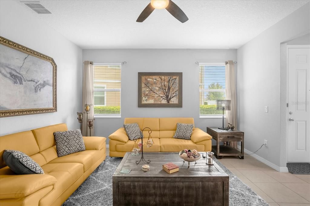 Active With Contract: $2,350 (3 beds, 2 baths, 1703 Square Feet)