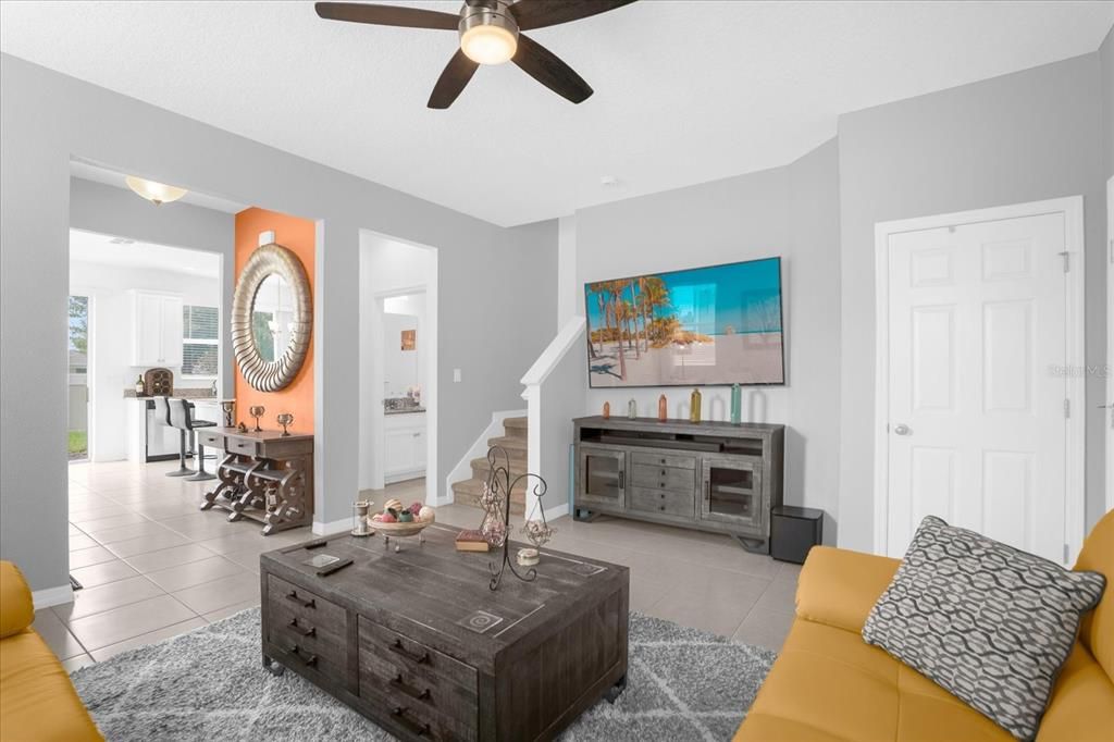 Active With Contract: $2,350 (3 beds, 2 baths, 1703 Square Feet)