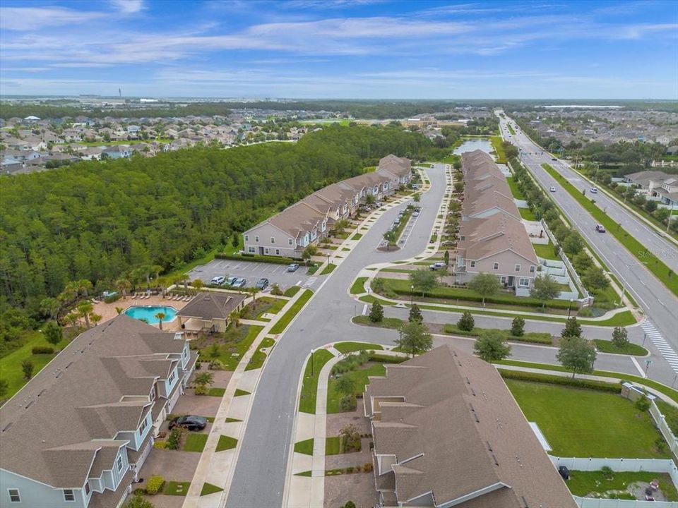 Active With Contract: $2,350 (3 beds, 2 baths, 1703 Square Feet)