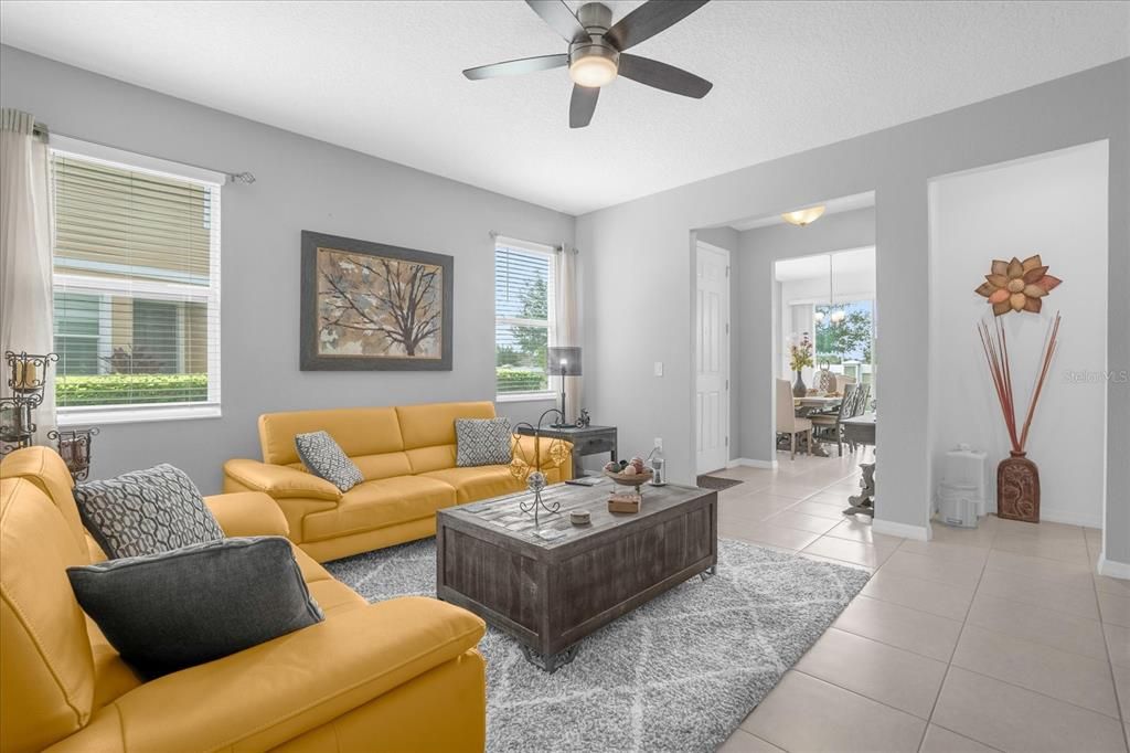 Active With Contract: $2,350 (3 beds, 2 baths, 1703 Square Feet)