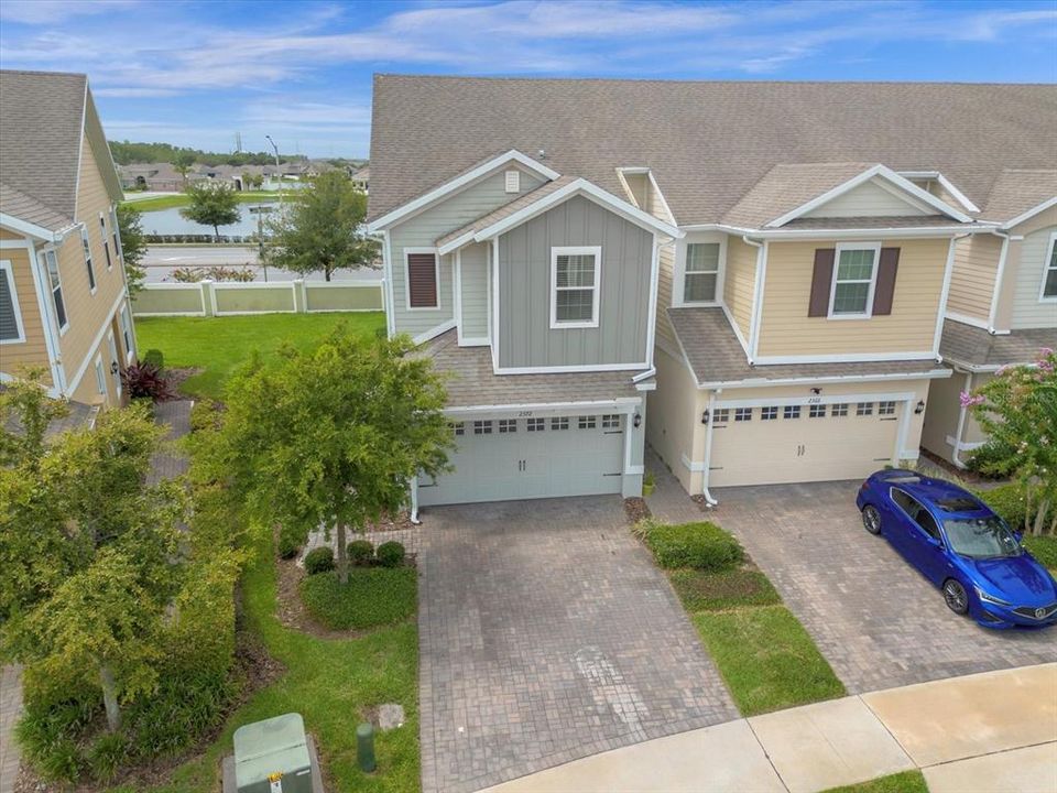 Active With Contract: $2,350 (3 beds, 2 baths, 1703 Square Feet)