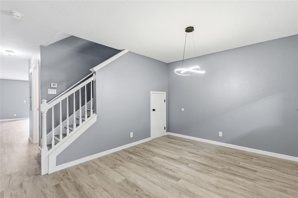 На продажу: $259,000 (2 спален, 2 ванн, 1560 Квадратных фут)