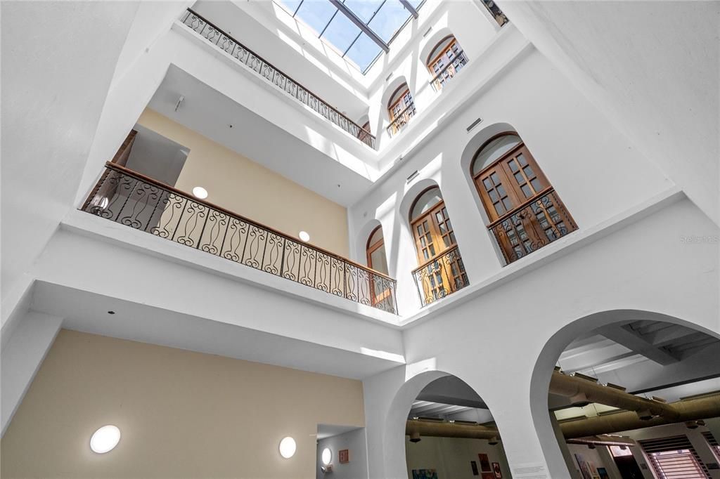 На продажу: $2,950,000 (0 спален, 0 ванн, 8153 Квадратных фут)