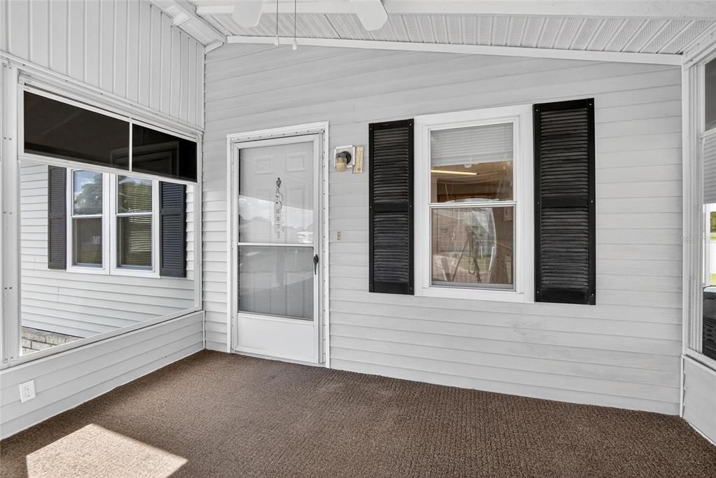 На продажу: $185,000 (2 спален, 2 ванн, 1378 Квадратных фут)