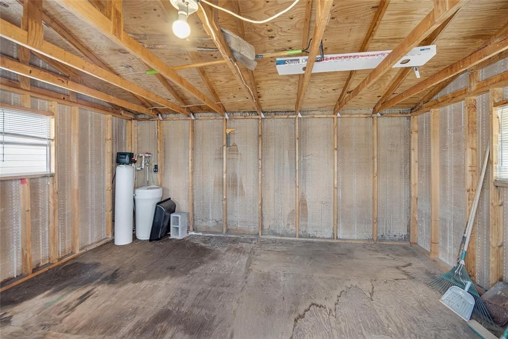 На продажу: $185,000 (2 спален, 2 ванн, 1378 Квадратных фут)