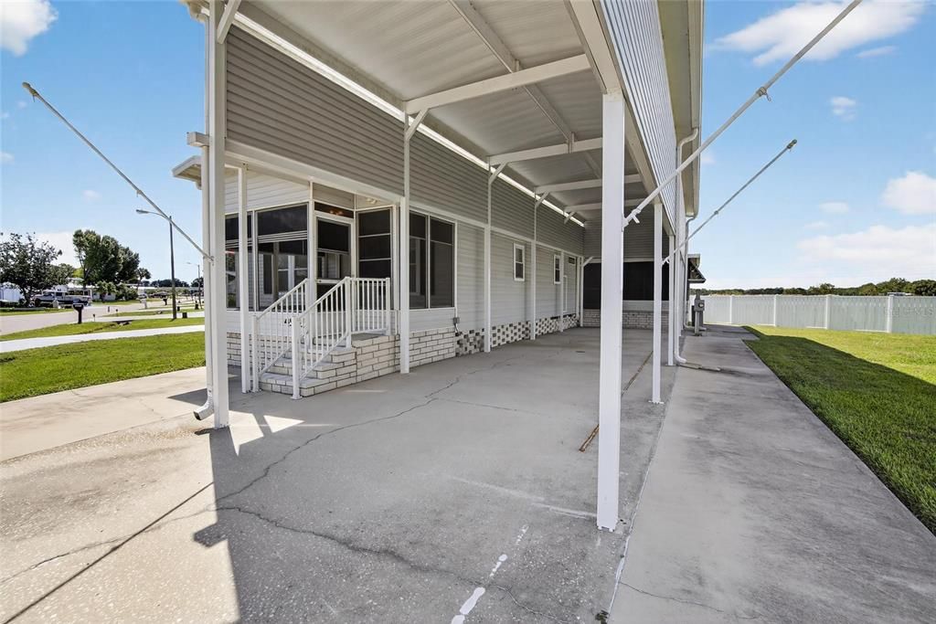 На продажу: $185,000 (2 спален, 2 ванн, 1378 Квадратных фут)