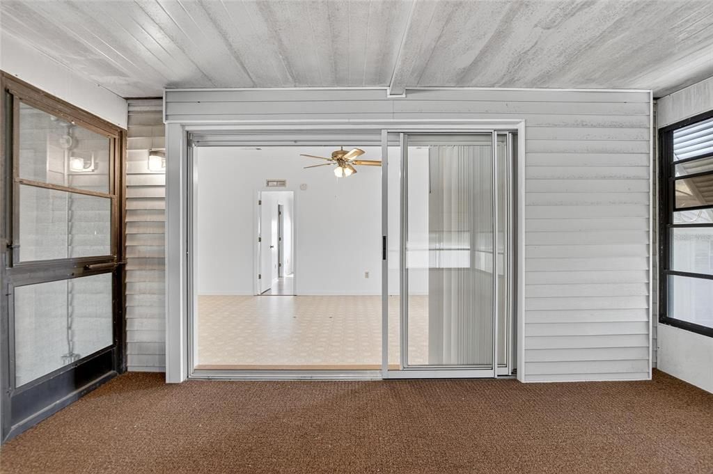 На продажу: $185,000 (2 спален, 2 ванн, 1378 Квадратных фут)