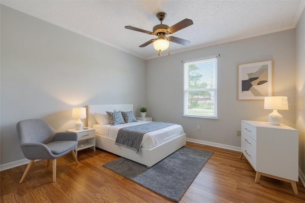 На продажу: $185,000 (2 спален, 2 ванн, 1378 Квадратных фут)