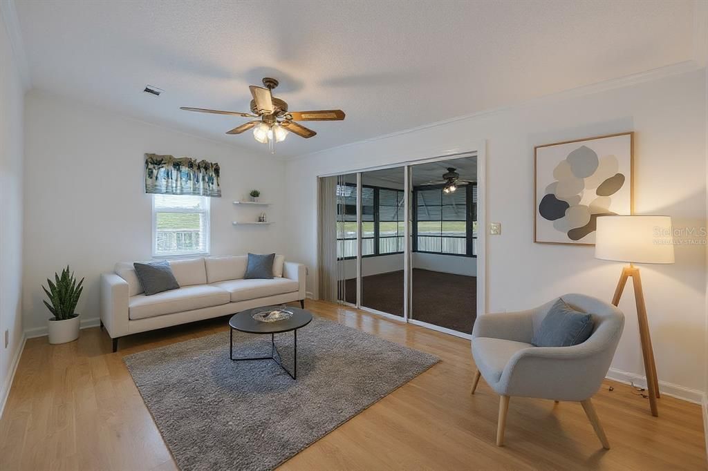 На продажу: $185,000 (2 спален, 2 ванн, 1378 Квадратных фут)