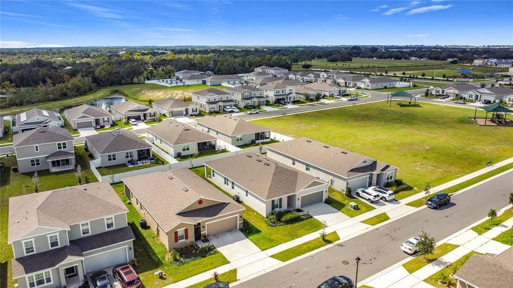 For Sale: $379,900 (4 beds, 3 baths, 1934 Square Feet)