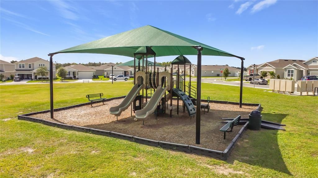 For Sale: $379,900 (4 beds, 3 baths, 1934 Square Feet)