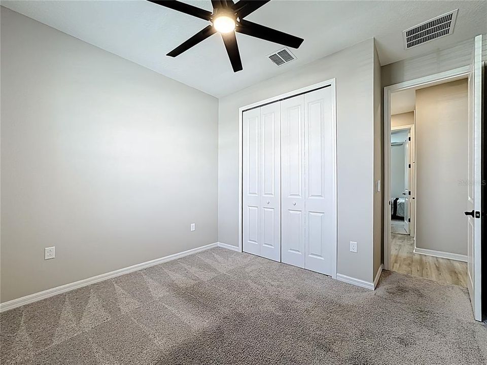 For Sale: $379,900 (4 beds, 3 baths, 1934 Square Feet)