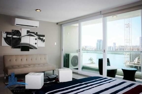 Active With Contract: $325,000 (1 beds, 1 baths, 479 Square Feet)