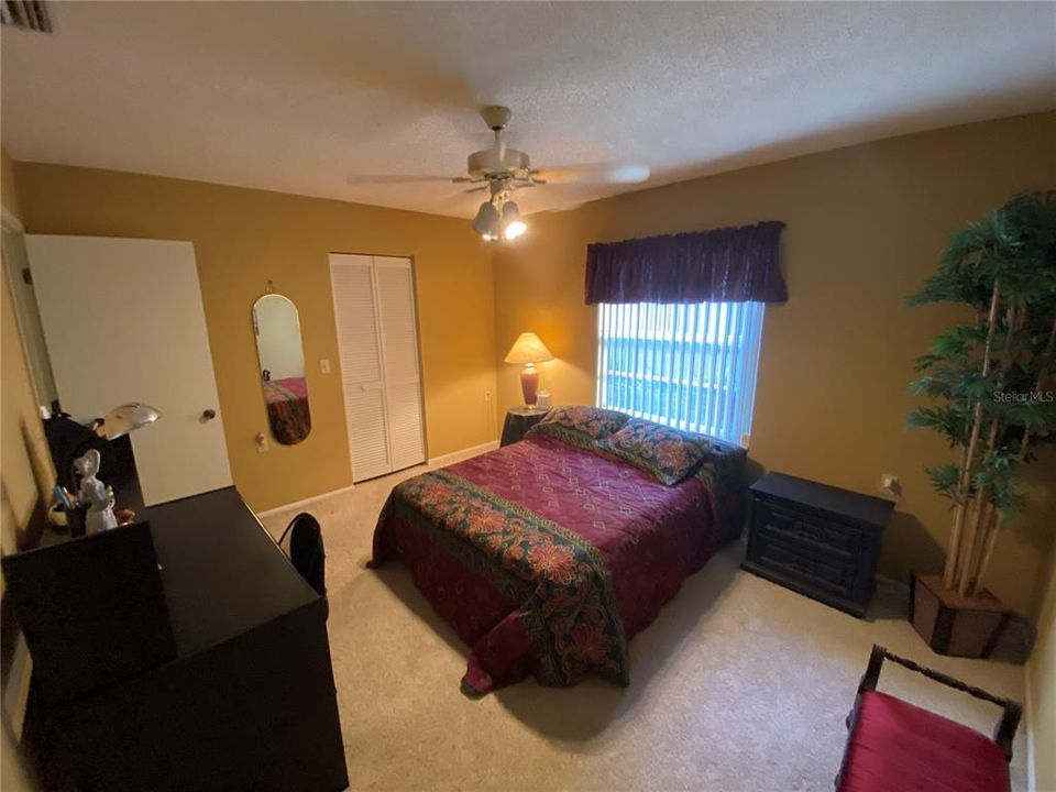 Под контрактом: $279,900 (2 спален, 2 ванн, 1788 Квадратных фут)