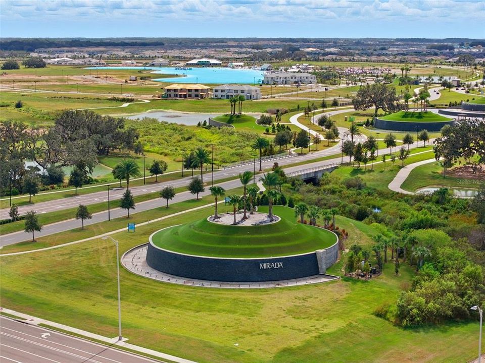 For Sale: $305,000 (2 beds, 2 baths, 1405 Square Feet)