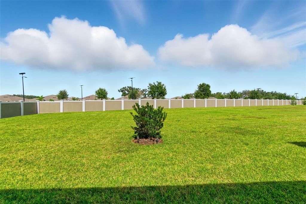 For Sale: $305,000 (2 beds, 2 baths, 1405 Square Feet)