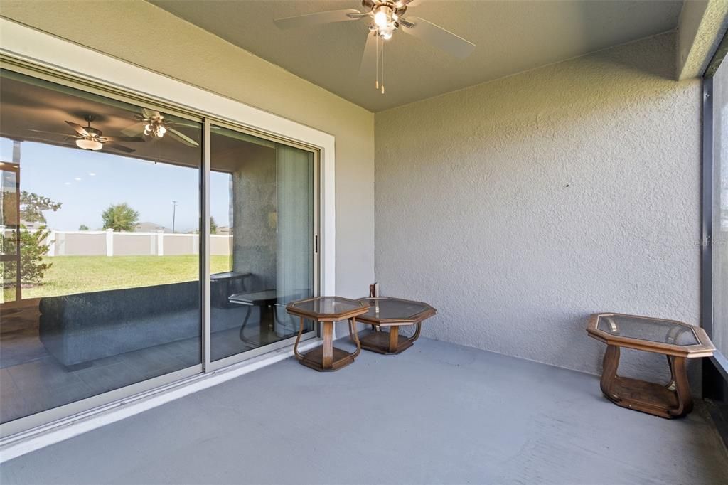 For Sale: $305,000 (2 beds, 2 baths, 1405 Square Feet)